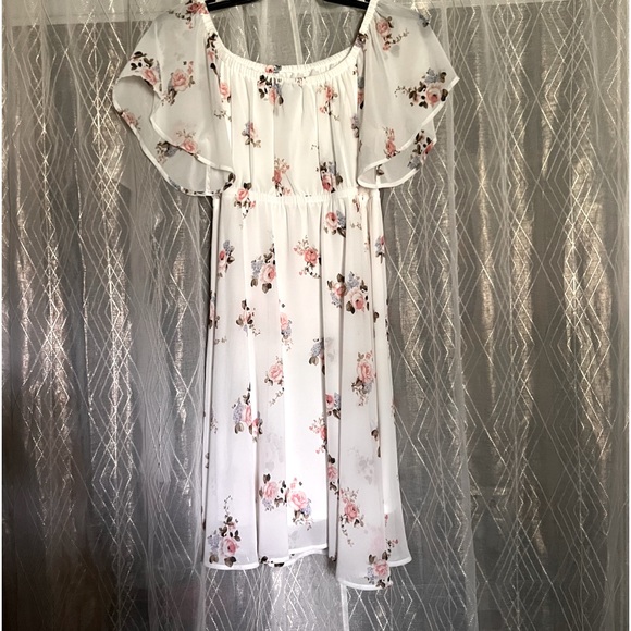 Torrid white floral dress - Picture 1 of 2